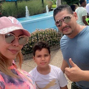 Meet your Posher, Cina